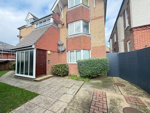 Photo 5- click for photo gallery